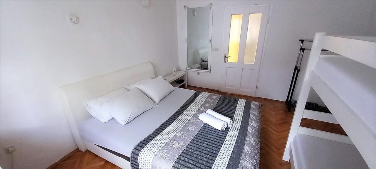 Apartment Tiger Lily Mostar Exterior foto